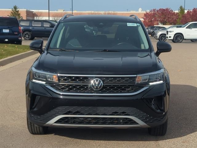 Used 2024 Volkswagen Taos SE image 8