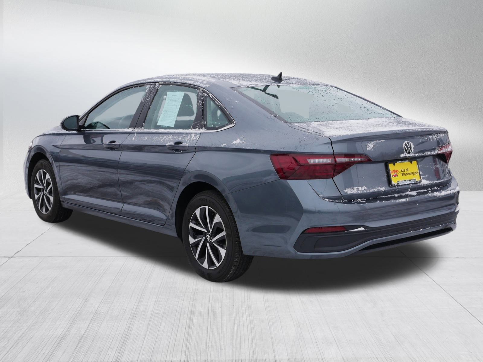 Used 2023 Volkswagen Jetta S w/ IQ.Drive Package image 5