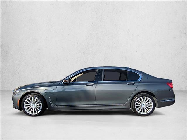 Used 2017 BMW 740e xDrive AWD/4WD image 2