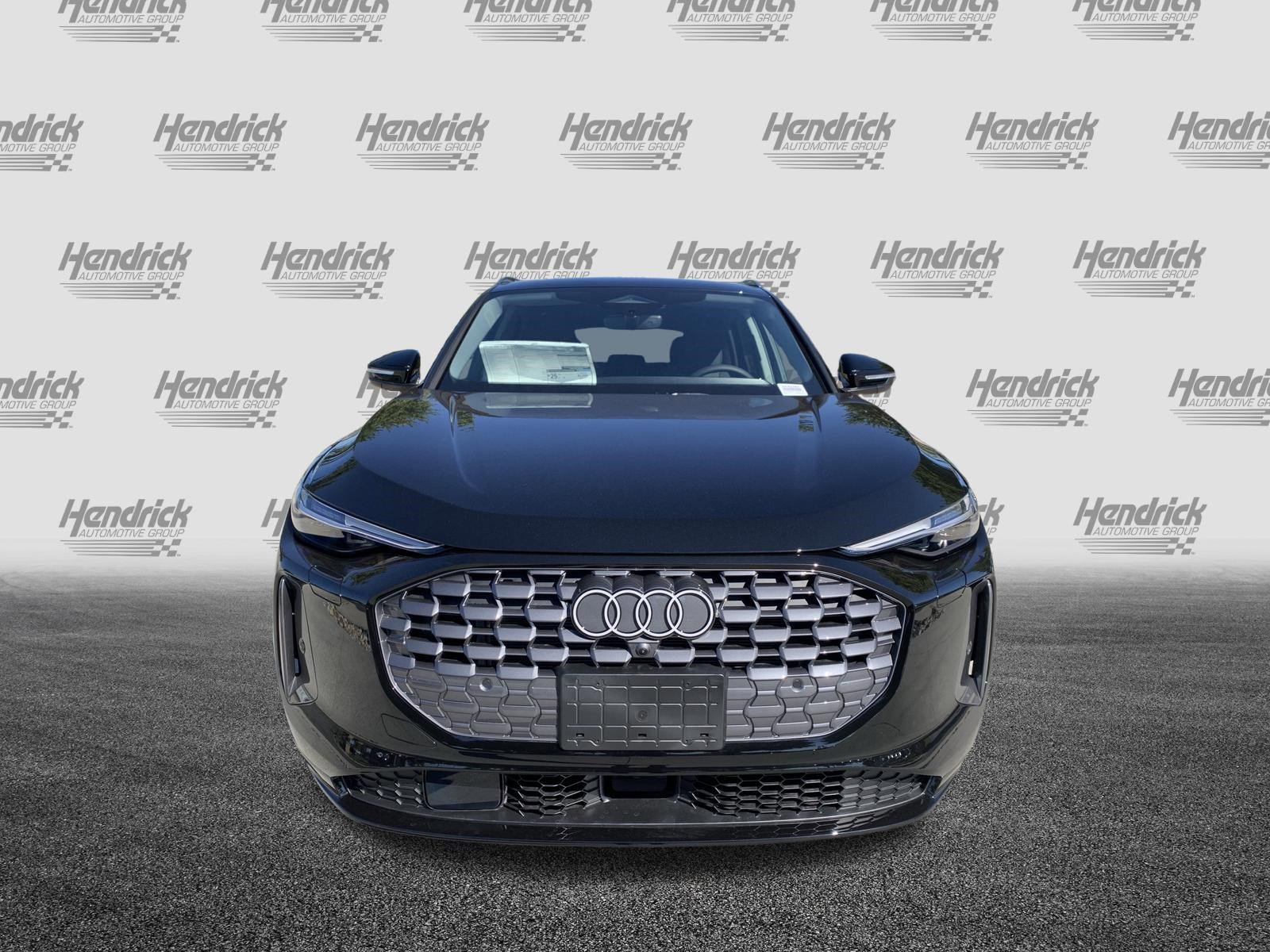 Used 2025 Audi Q5 Premium Plus w/ Premium Plus AWD/4WD image 3