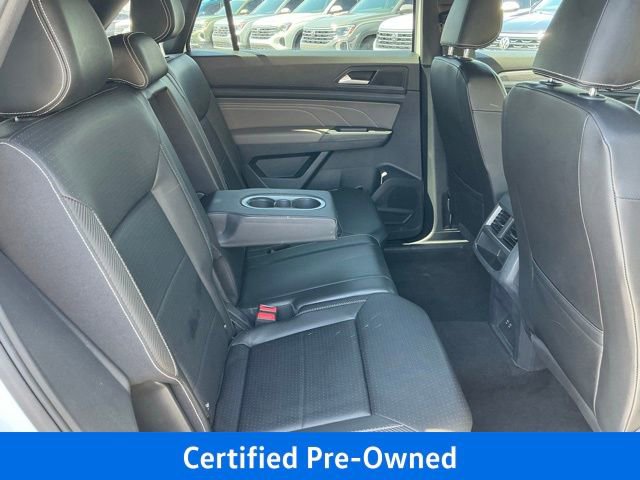 Certified 2023 Volkswagen Atlas Cross Sport SE w/ Black Wheel Package FWD image 18