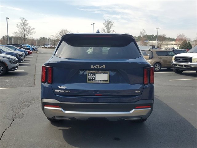 New 2025 Kia Sorento S image 5