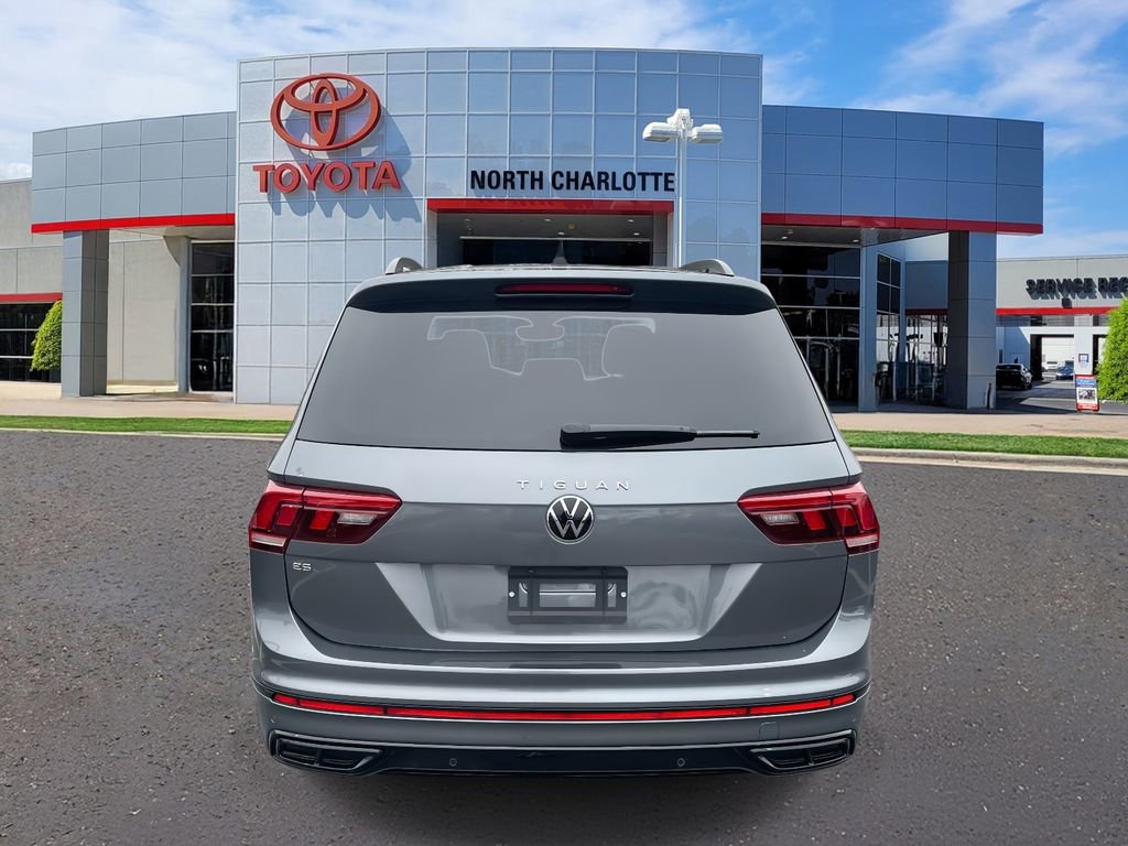 Used 2024 Volkswagen Tiguan SE R-Line w/ MDO Package, Three-Row image 9