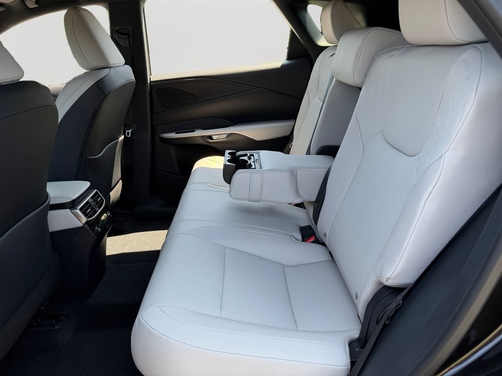 New 2026 Lexus RX 350 F Sport AWD/4WD image 8