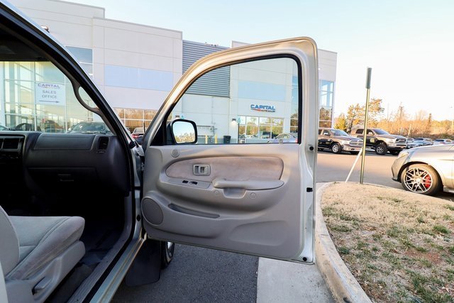 Used 2003 Toyota Tacoma PreRunner image 38