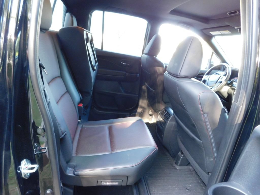 Used 2021 Honda Ridgeline Black Edition image 11