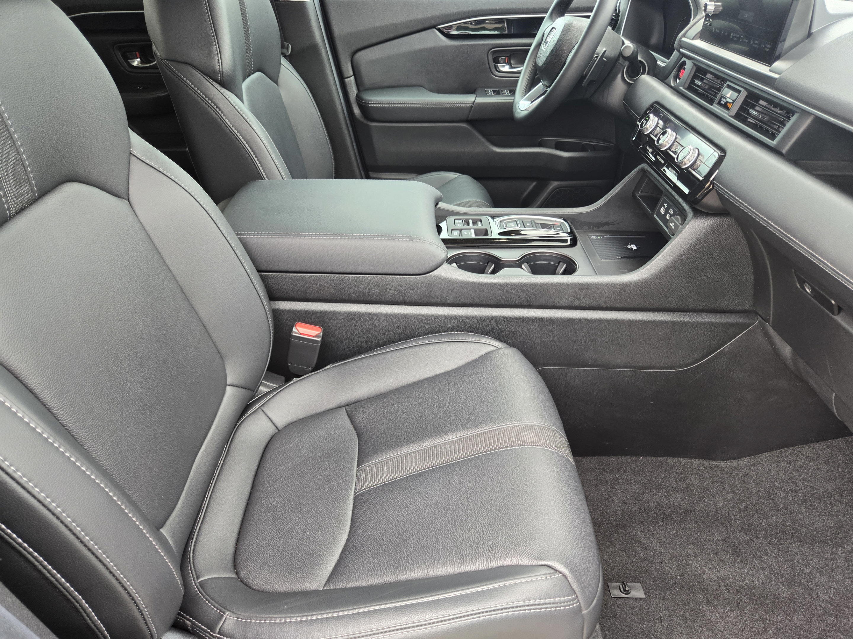 Certified 2024 Honda Pilot EX-L image 10
