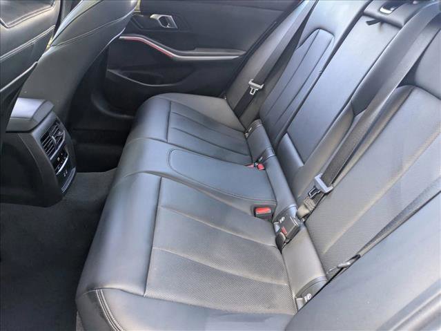 Used 2025 BMW 330i Sedan image 18