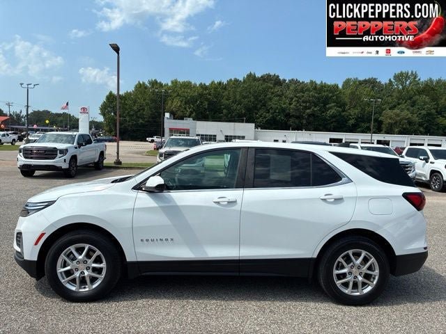 Used 2024 Chevrolet Equinox LT w/ LPO, Cargo Package AWD/4WD image 3