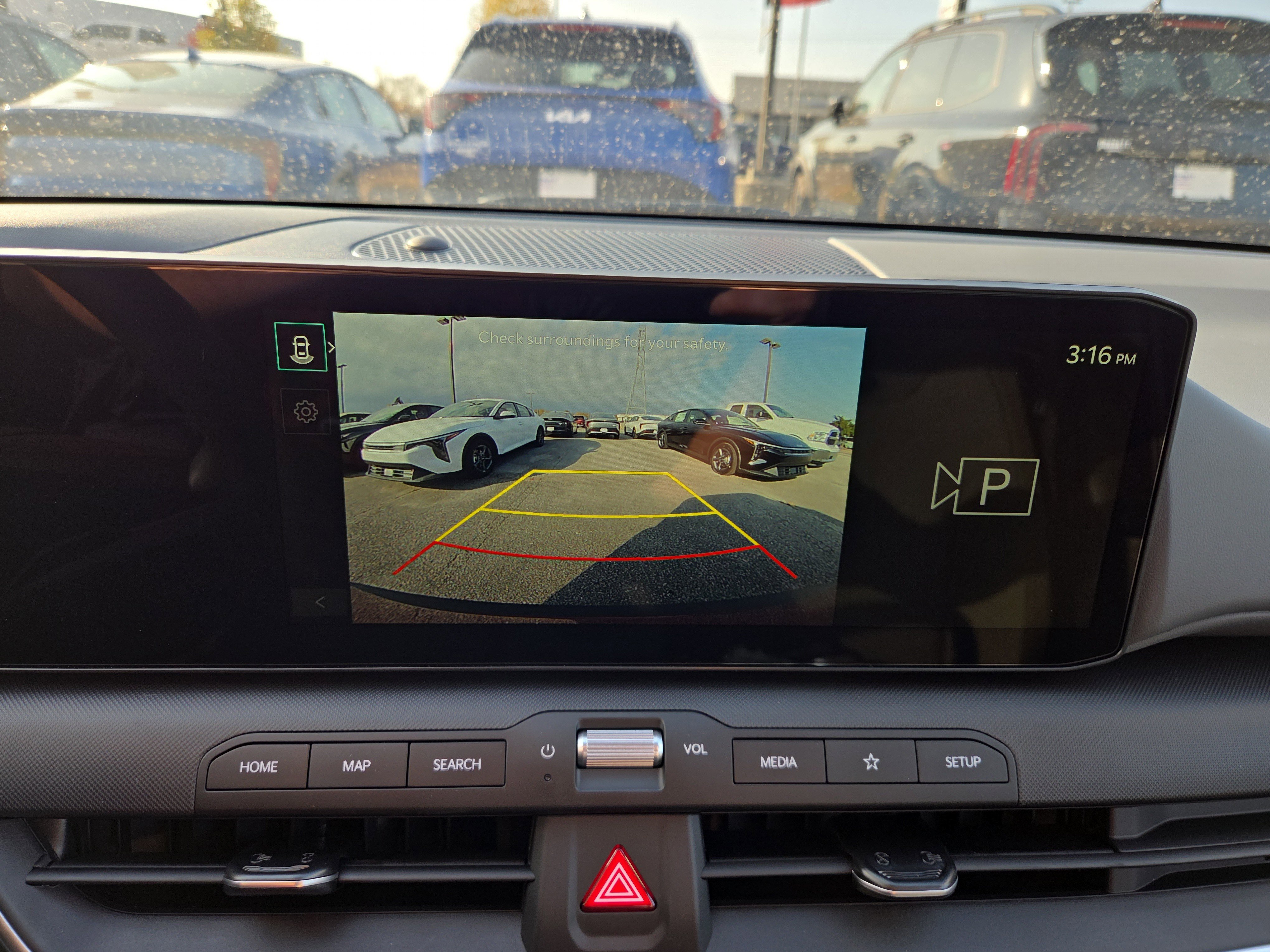 New 2025 Kia K4 LXS image 11