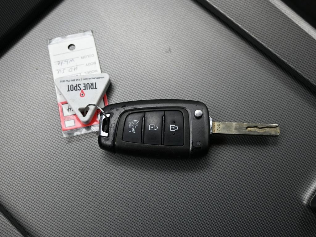 Used 2021 Hyundai Palisade SE image 26