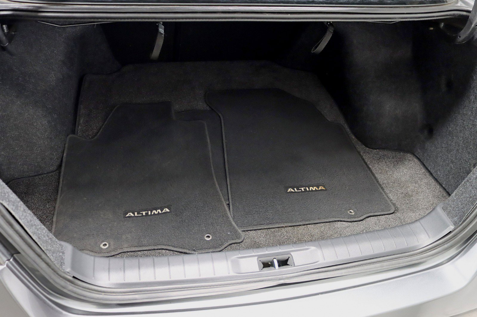 Used 2015 Nissan Altima 2.5 S w/ Power Driver Seat Package FWD image 29