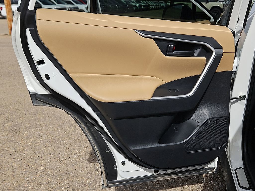 Used 2025 Toyota RAV4 LE image 15
