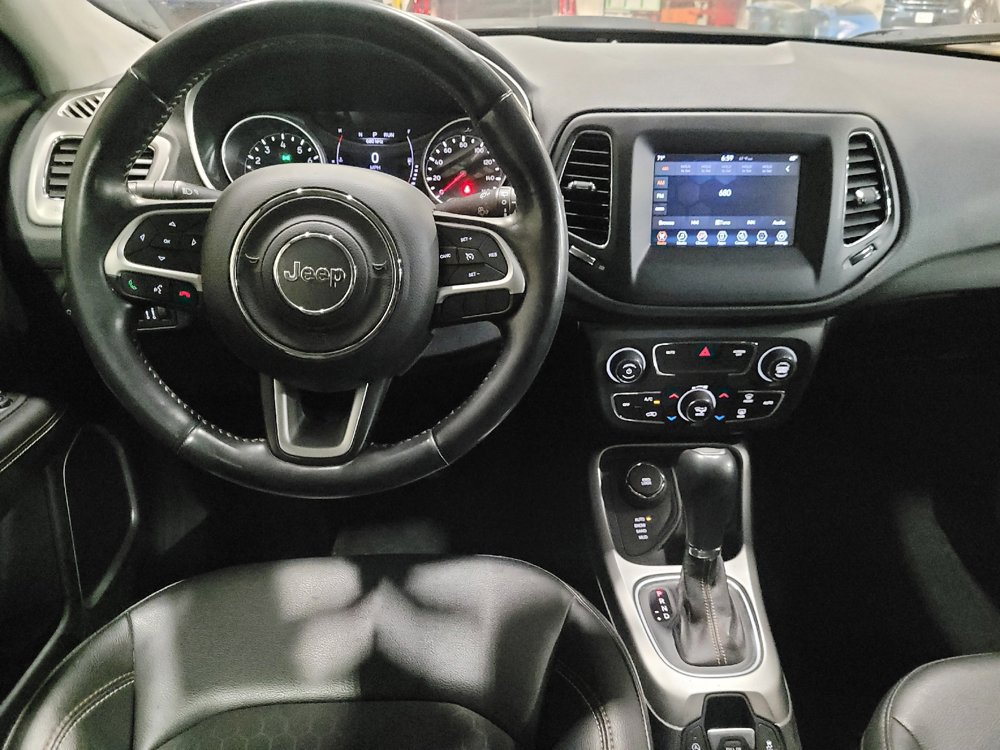 Used 2019 Jeep Compass Latitude w/ Cold Weather Group AWD/4WD image 22