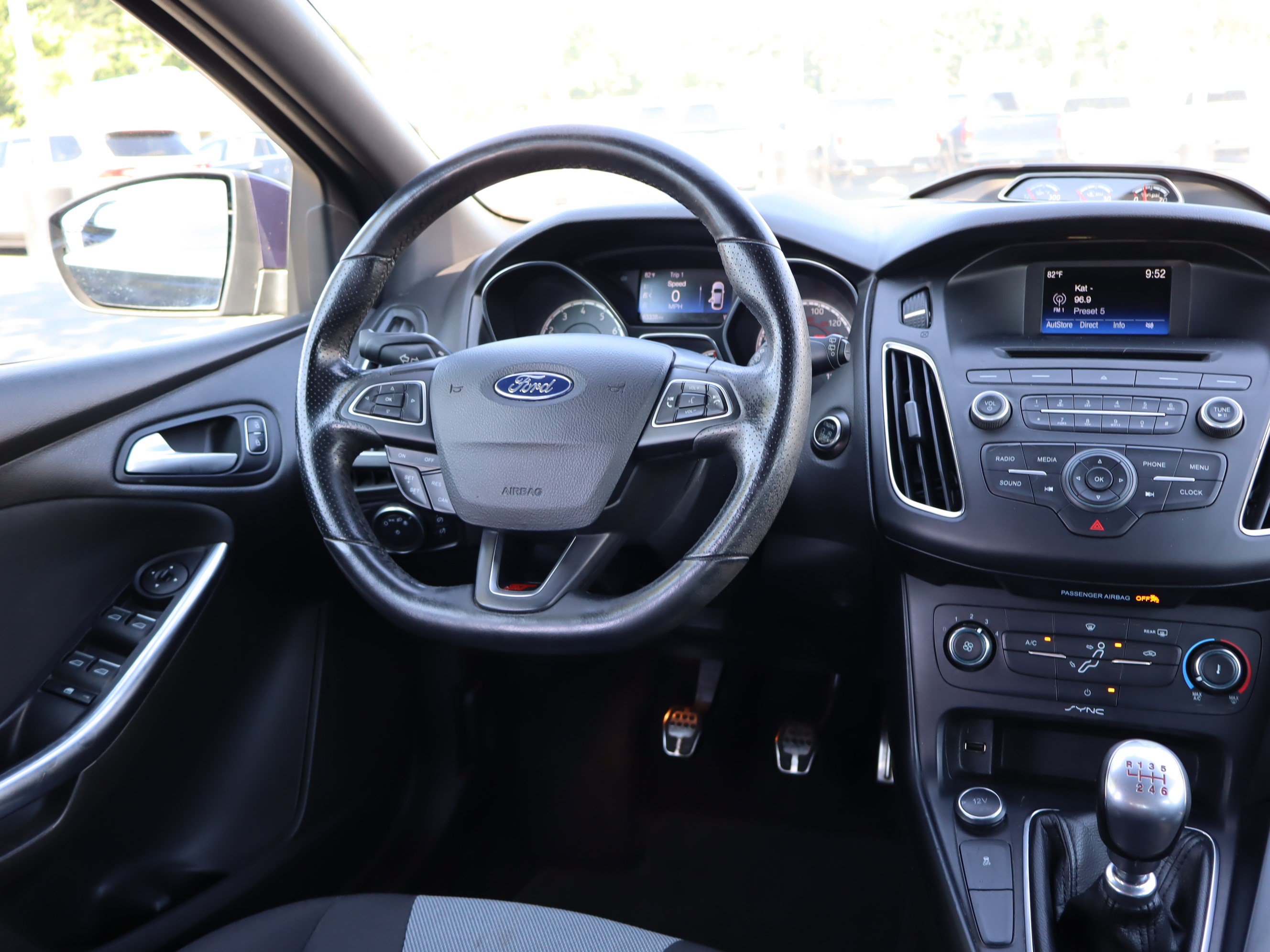Used 2017 Ford Focus ST FWD image 12
