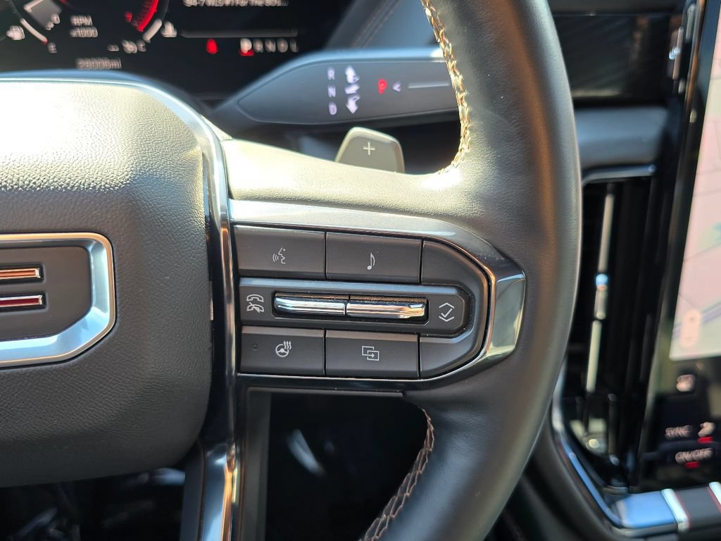 Certified 2025 GMC Yukon AT4 w/ AT4 Premium Package AWD/4WD image 20