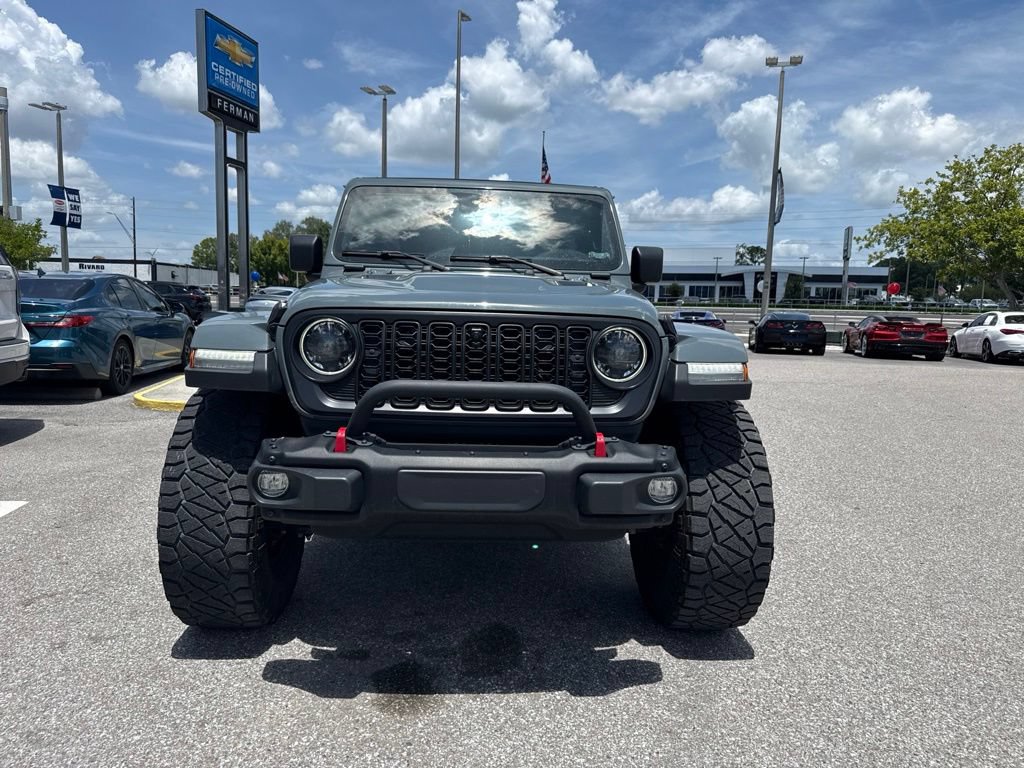 Used 2024 Jeep Wrangler Unlimited Rubicon AWD/4WD image 2