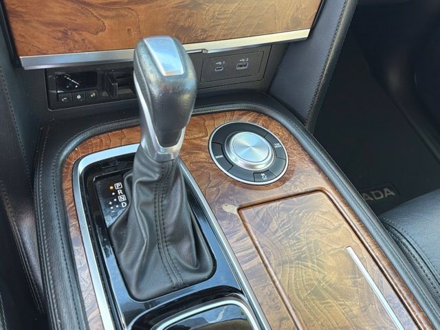 Used 2024 Nissan Armada SL w/ Captain's Chairs Package RWD image 30
