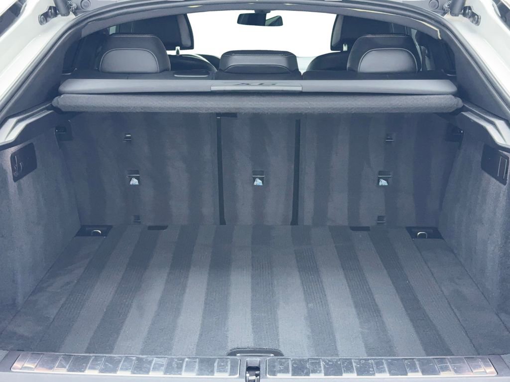 Used 2023 BMW X6 xDrive40i image 12