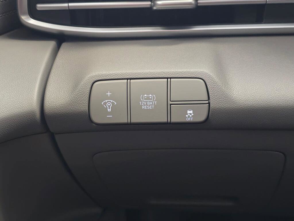 New 2026 Hyundai Elantra Blue image 25