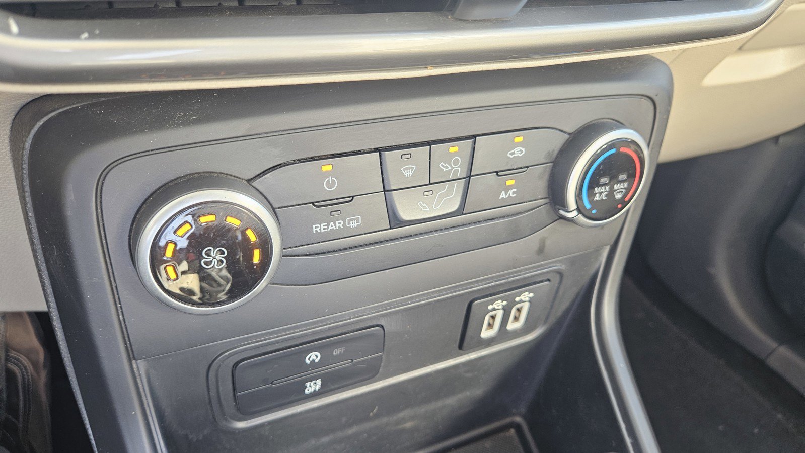 Used 2022 Ford EcoSport S image 13