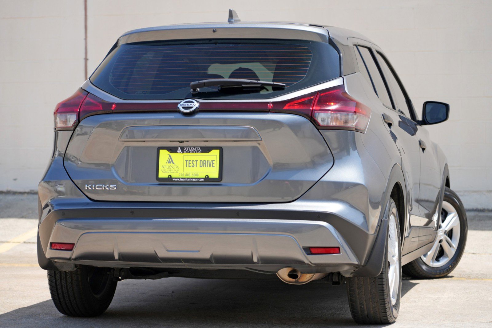 Used 2021 Nissan Kicks S FWD image 4