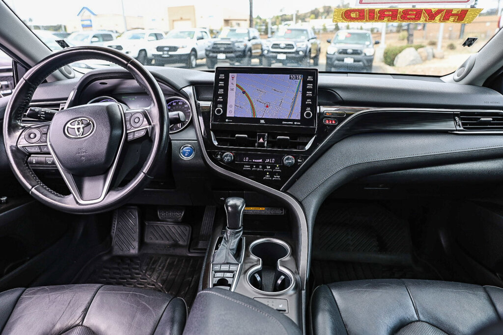 Certified 2021 Toyota Camry XLE w/ Navigation Upgrade Package FWD image 2