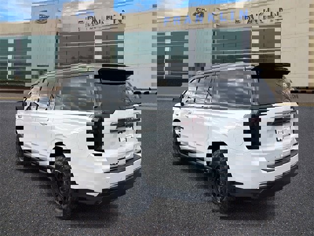 Used 2023 GMC Yukon XL AT4 w/ AT4 Premium Package image 5