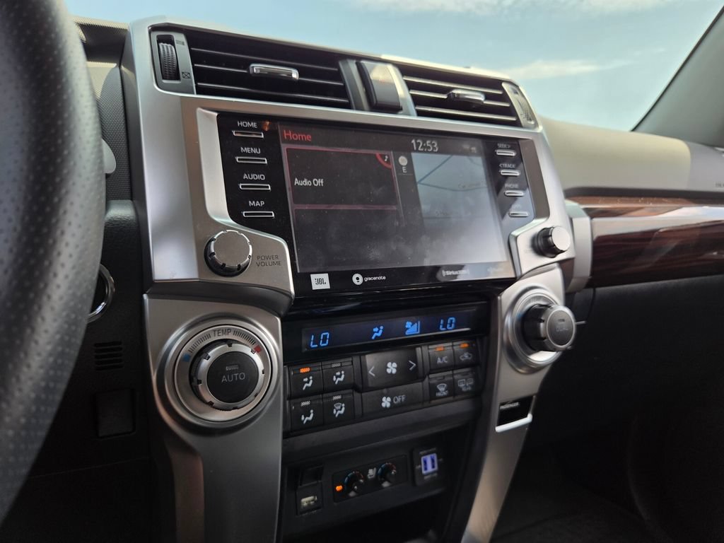 Used 2022 Toyota 4Runner Limited AWD/4WD image 23