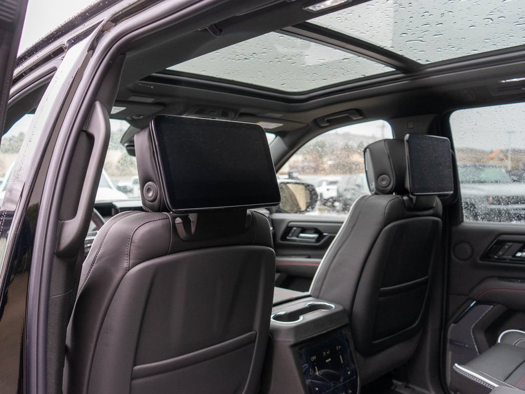 New 2026 GMC Yukon XL AT4 Ultimate AWD/4WD image 15