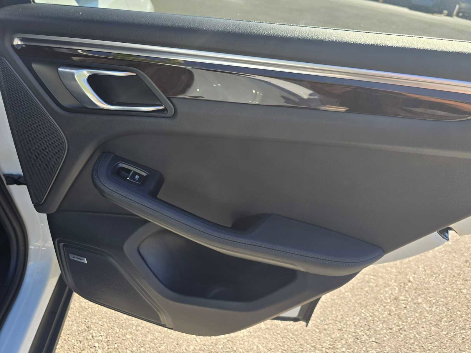 Used 2022 Porsche Macan image 13