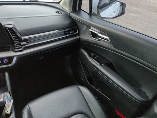 Used 2023 Kia Sportage SX image 19