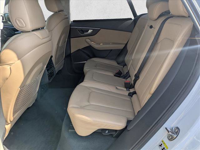Used 2019 Audi Q8 Prestige image 16