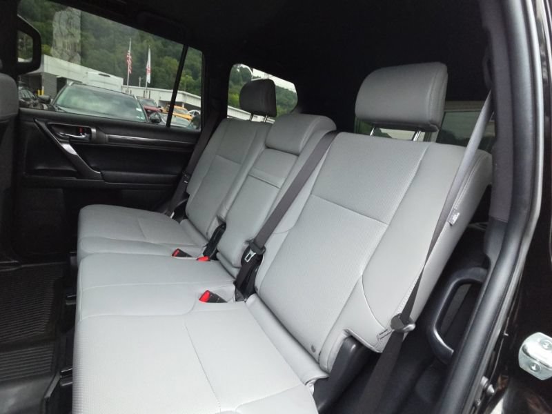 Used 2023 Lexus GX 460 w/ Black Line Special Edition AWD/4WD image 22