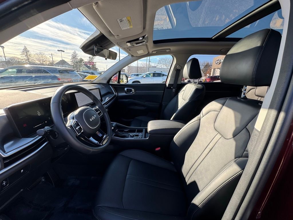 Used 2024 Kia Sorento S w/ Panoramic Sunroof Package image 21