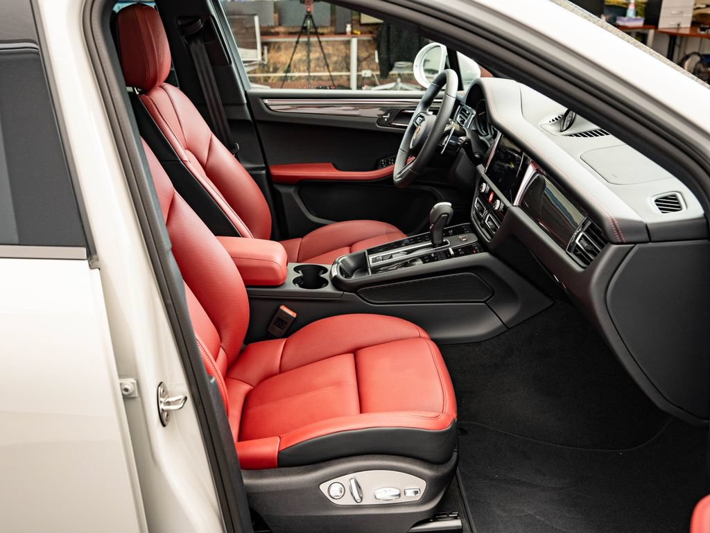 New 2026 Porsche Macan S AWD/4WD image 48