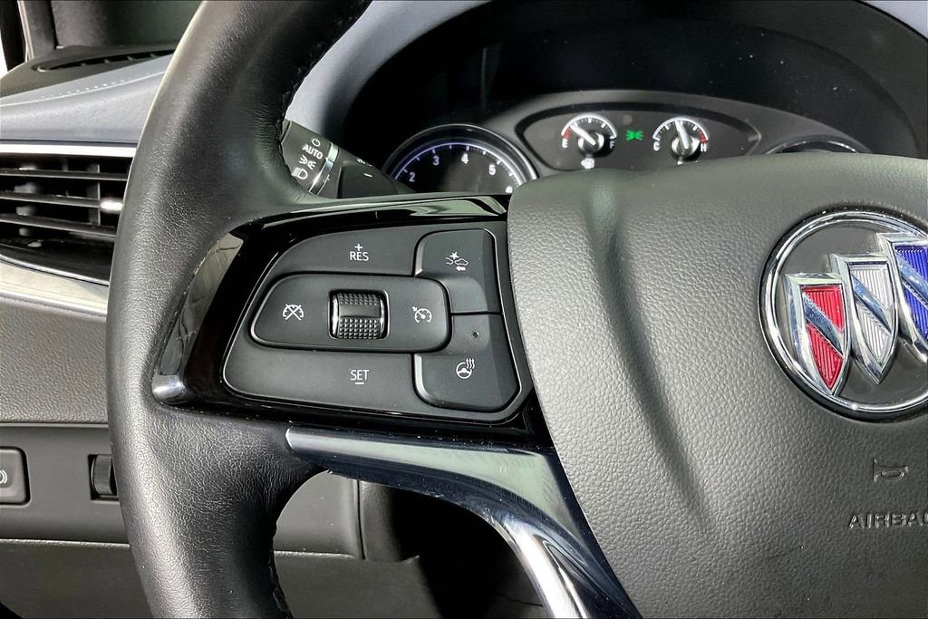 Used 2022 Buick Enclave Essence w/ Sport Touring Edition image 26