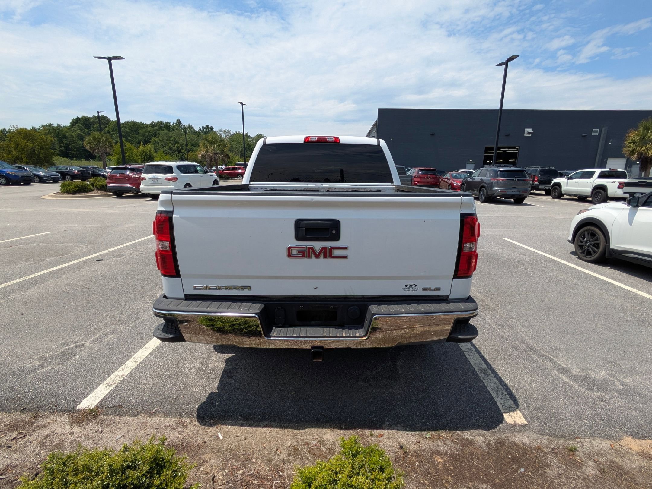 Used 2014 GMC Sierra 1500 SLE w/ SLE Value Package AWD/4WD image 5