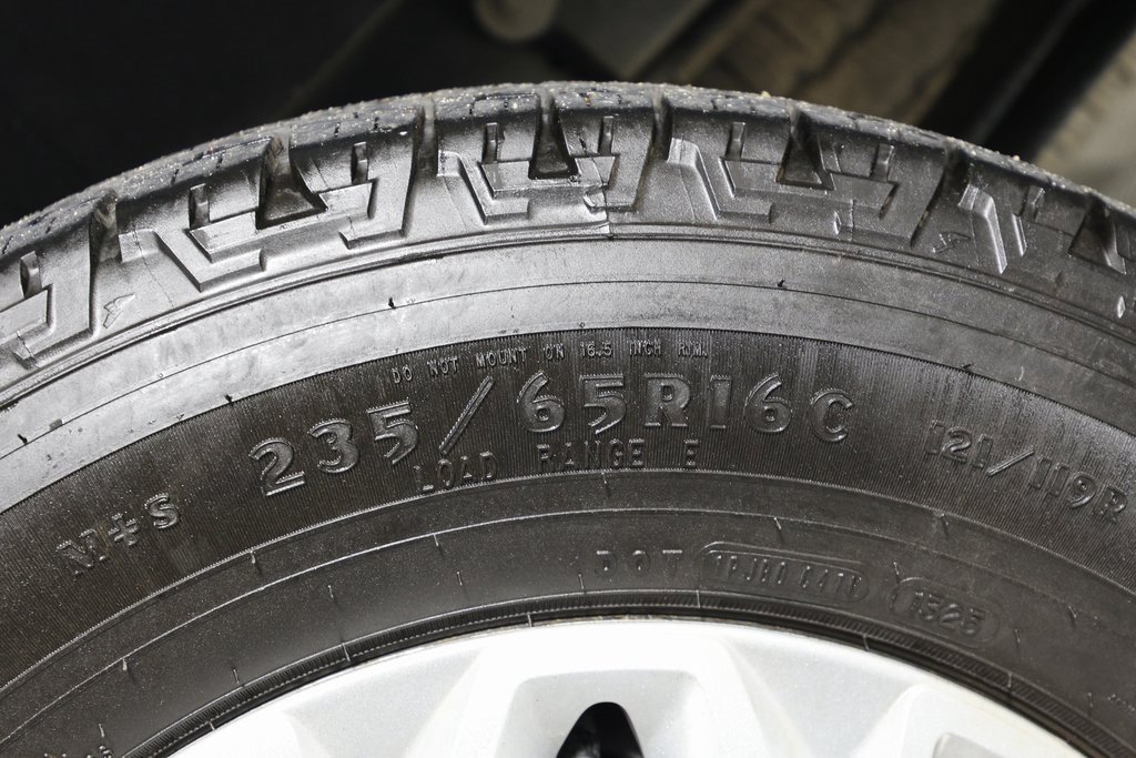 Used 2021 Ford Transit 350 XLT image 35