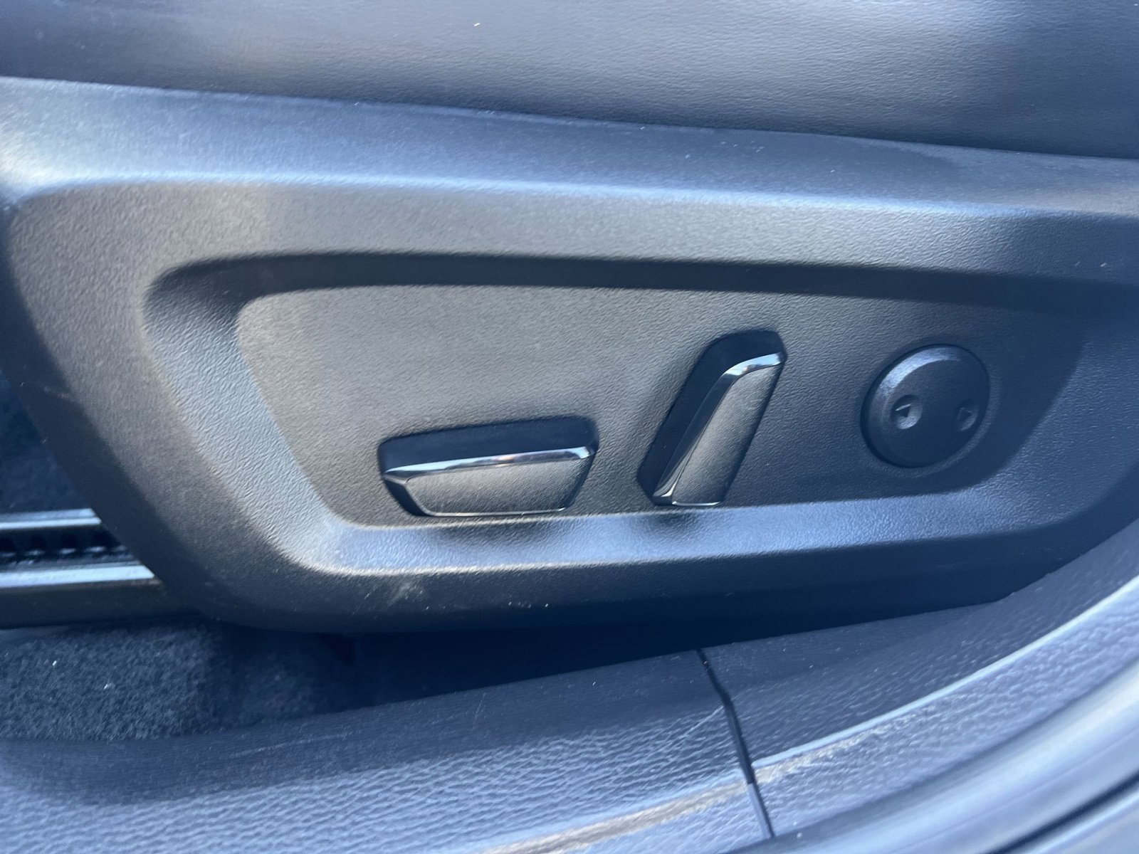 Used 2023 Mitsubishi Outlander SE image 14