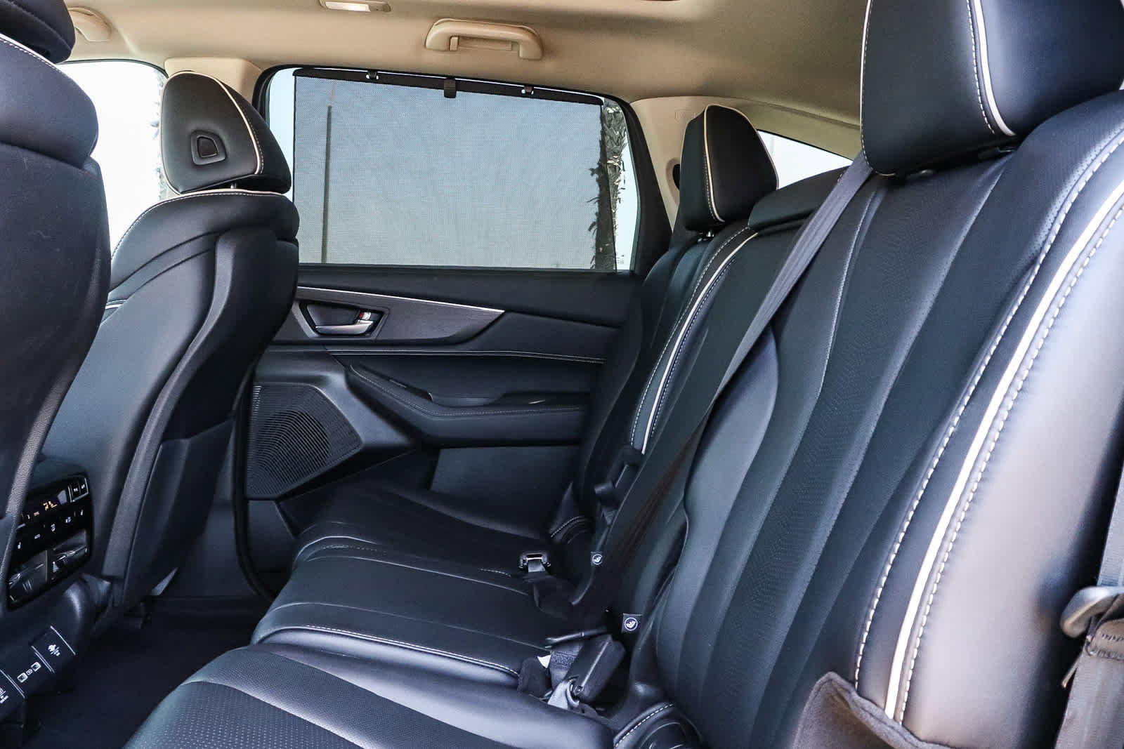 Used 2023 Acura MDX SH-AWD w/ Advance Package image 26