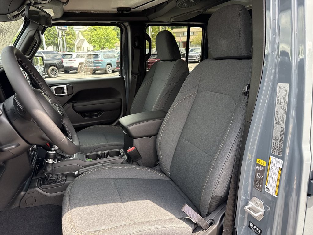 New 2026 Jeep Gladiator Sport AWD/4WD image 21
