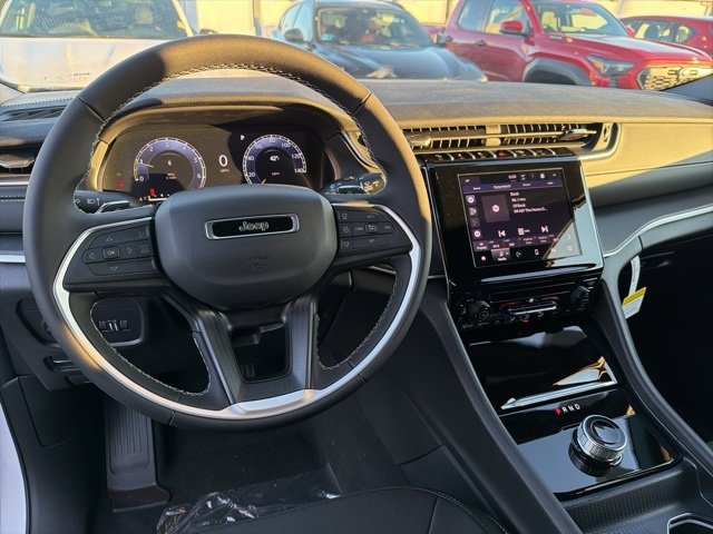 New 2025 Jeep Grand Cherokee Laredo X image 14