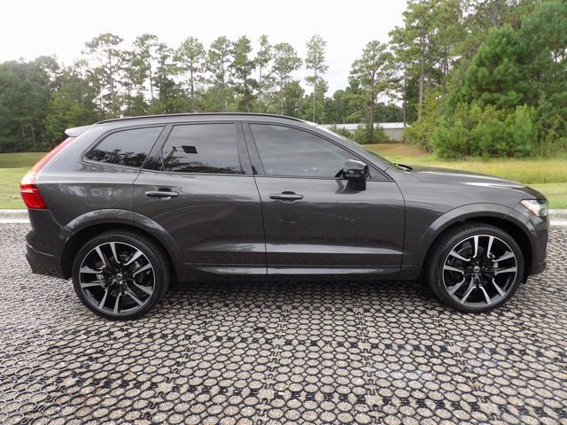 Certified 2024 Volvo XC60 B5 Ultimate w/ Protection Package Premier image 4