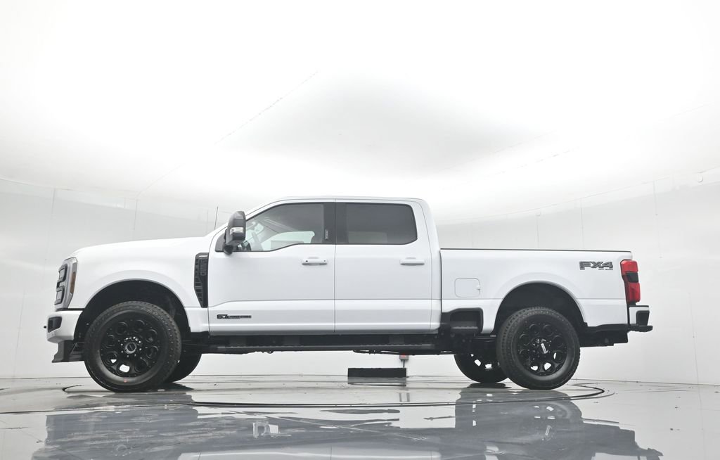 New 2026 Ford F250 Lariat w/ Black Appearance Package image 59