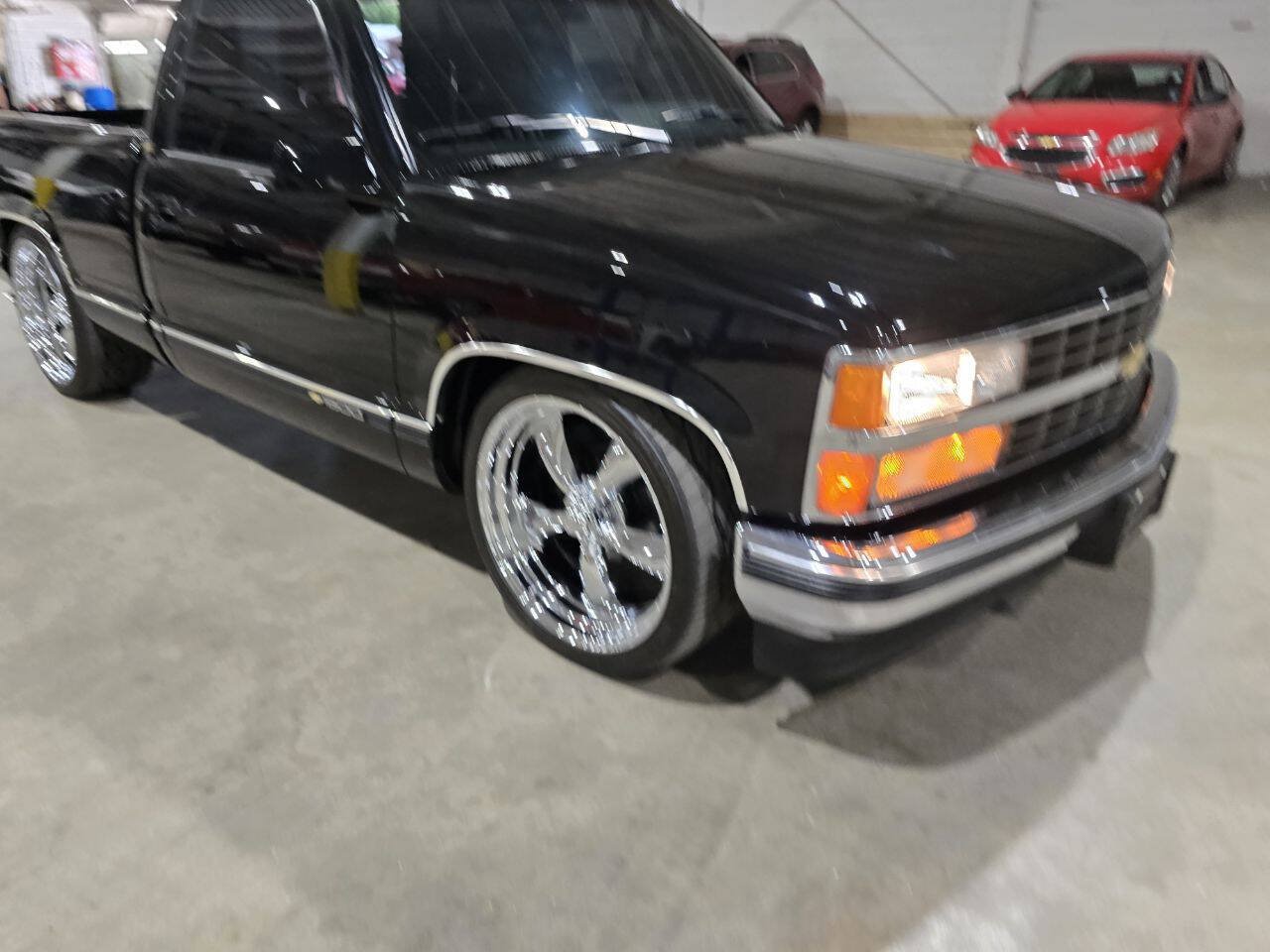 Used 1990 Chevrolet Silverado 1500 2WD Regular Cab image 22
