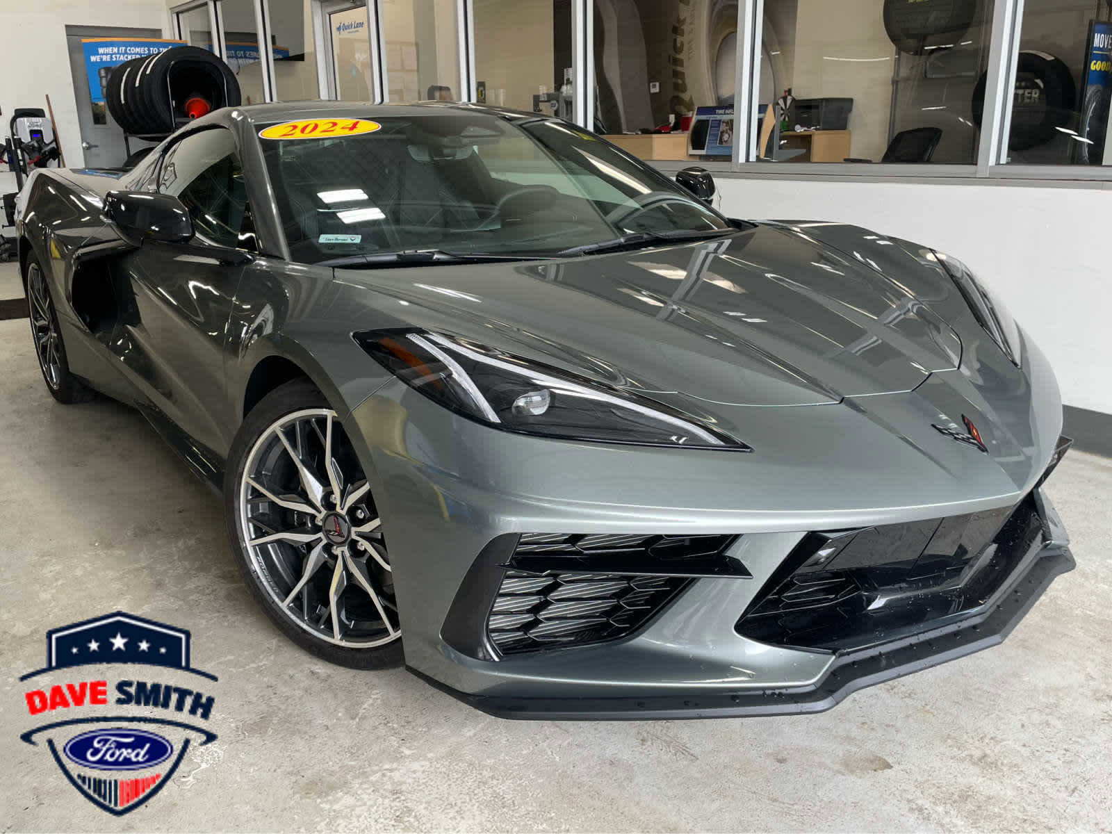 Used 2024 Chevrolet Corvette Stingray Preferred Cpe w/ 2LT RWD image 1
