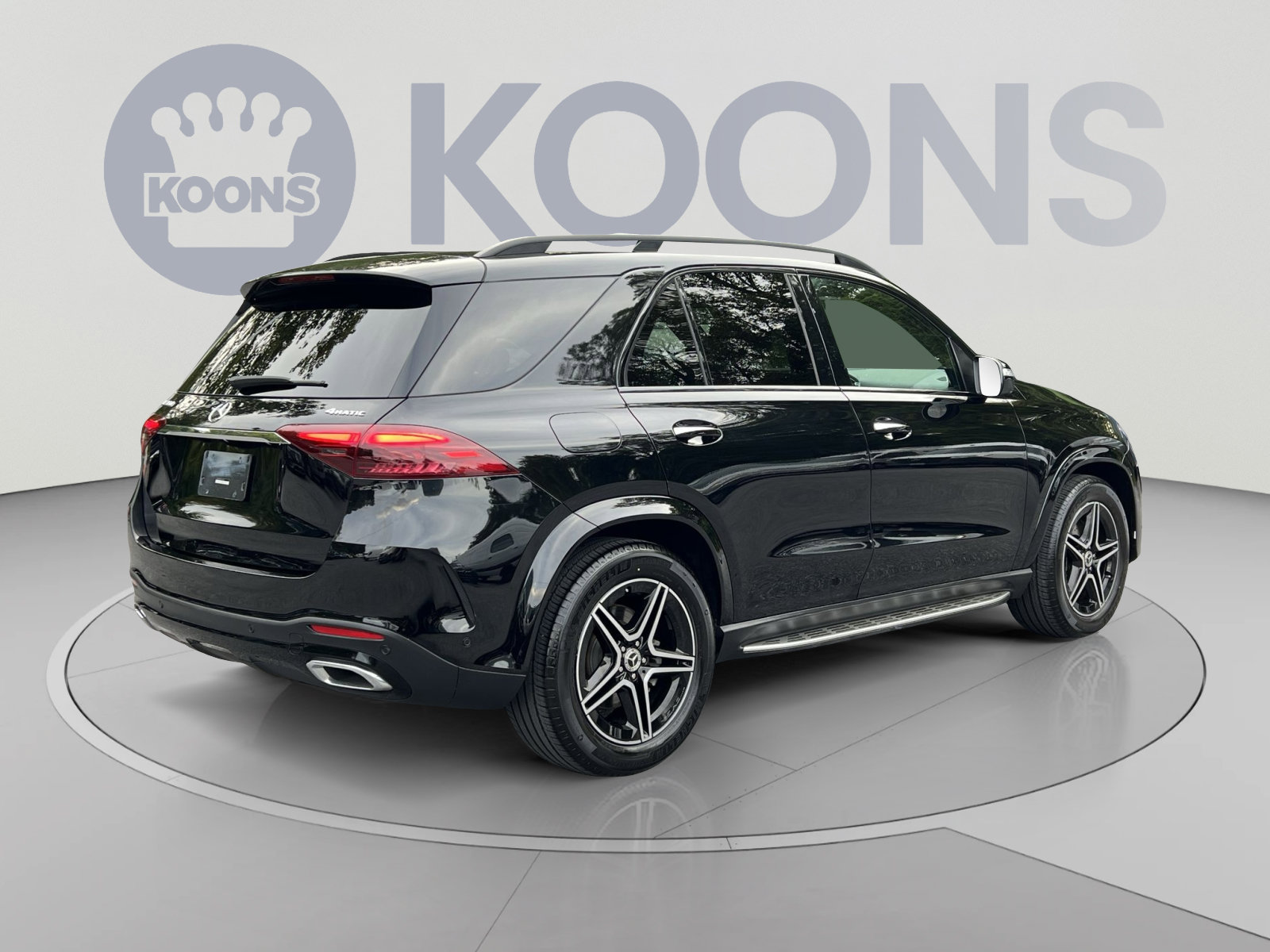 Used 2024 Mercedes-Benz GLE 350 4MATIC image 11