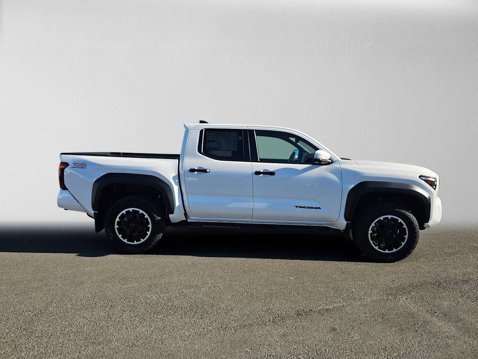 New 2026 Toyota Tacoma TRD Off-Road AWD/4WD image 2
