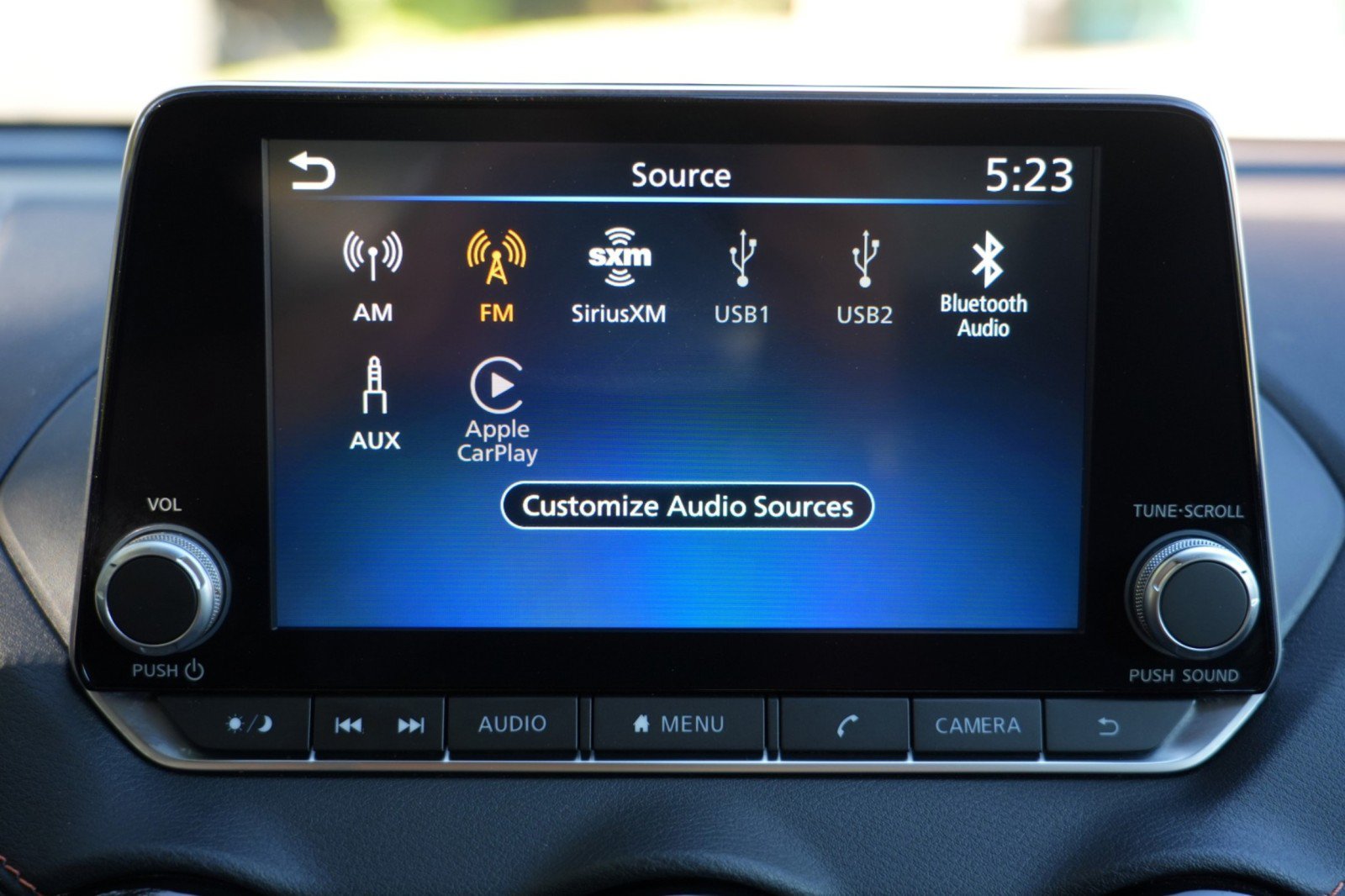 Used 2023 Nissan Sentra SR w/ SR Premium Package FWD image 23